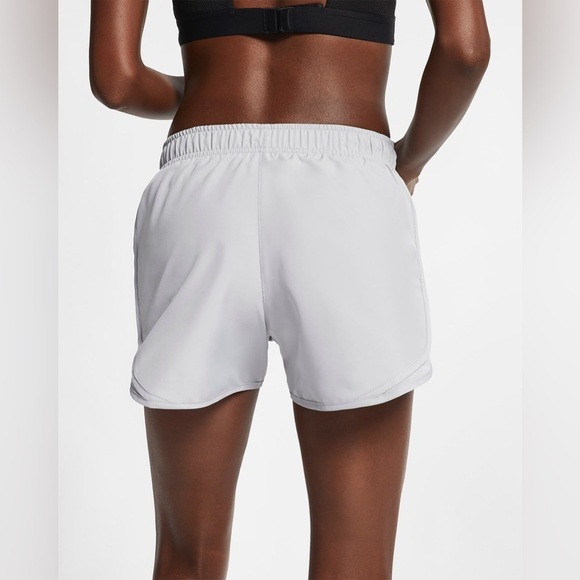 Nike Tempo
Women's Brief-Lined Running Shorts size L - Picture 4 of 8
